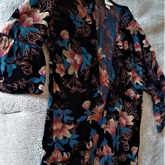 Daytrip Burnout Velveteen Kimino Size L - Picture 2 of 9